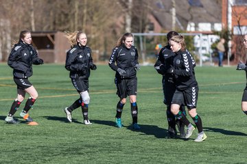 Bild 16 - B-Juniorinnen Halbfinale SVHU - Holstein Kiel : Ergebnis: 3:0